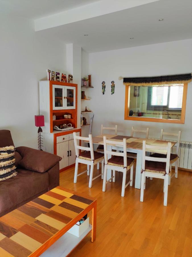 Acogedor Atico Duplex En Tremp Apartment Екстериор снимка