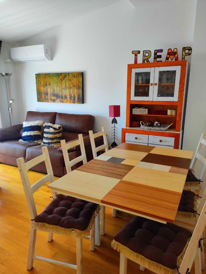 Acogedor Atico Duplex En Tremp Apartment Екстериор снимка
